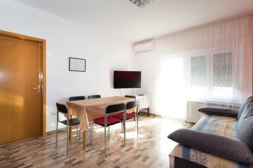Apartments Stupar