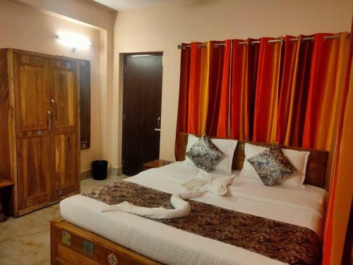 Binodini Hotel And Restaurant
