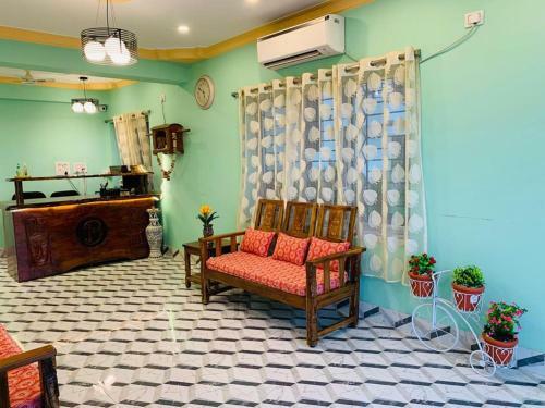 Binodini Hotel And Restaurant