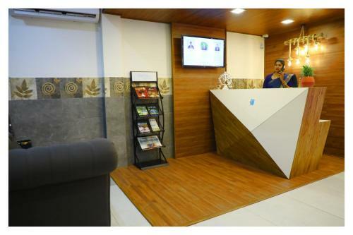 Hotel Clarks Inn Express ,sirkazhi