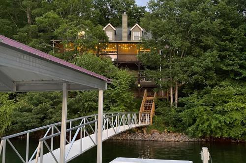 Talend Place On Lake Chatuge