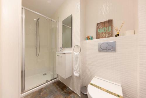 Apartamento Bravissimo Eiximenis, With Beautiful Terrace And Views
