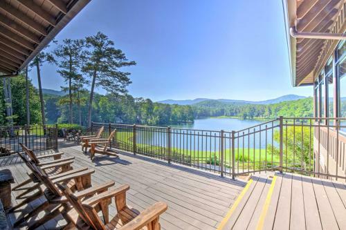 Big Canoe Retreat With Deck And Golf Course Views