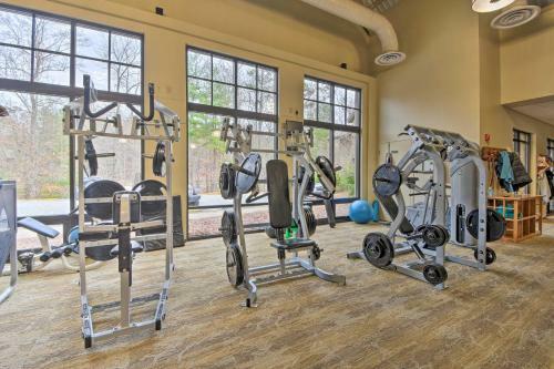 Big Canoe Retreat With Deck And Golf Course Views