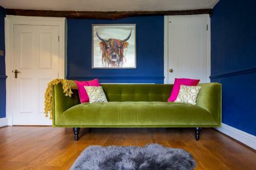 Grade II Listed House Near Chatsworth
