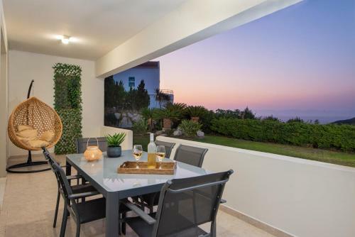 Island Hills Sea View Suite 3