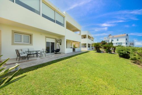Island Hills Sea View Suite 1