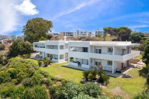 Island Hills Sea View Suite 1