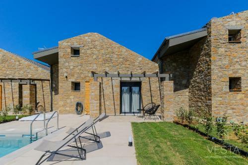 Stone Loft Villa (a) With Private Swimming Pool