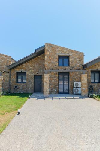 Stone Loft Villa (a) With Private Swimming Pool