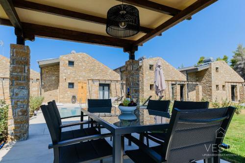 Stone Loft Villa (b) With Private Swimming Pool