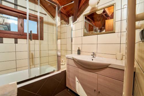 Lila's Luxury Villa