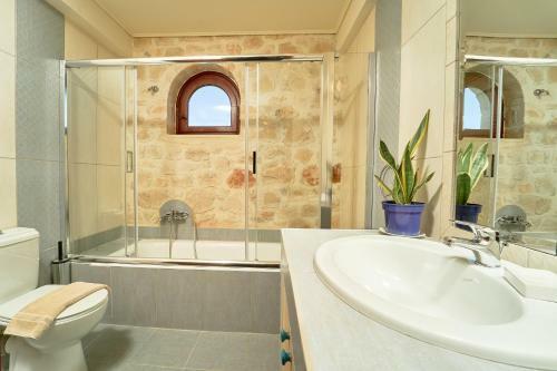 Lila's Luxury Villa