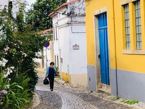 P� Do Castelo - 2 Rooms, Breakfast & Garage