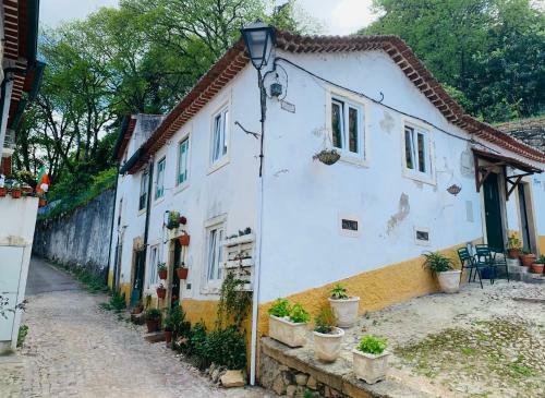 P� Do Castelo - 2 Rooms, Breakfast & Garage