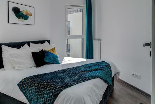 Apartamento Modern Apt Near Old Town - King Bed - Free Parking