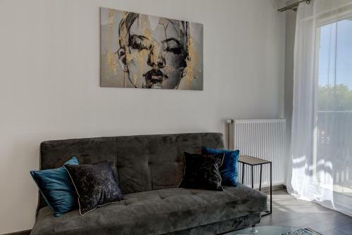 Apartamento Modern Apt Near Old Town - King Bed - Free Parking