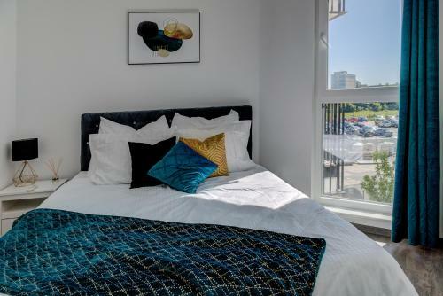 Apartamento Modern Apt Near Old Town - King Bed - Free Parking