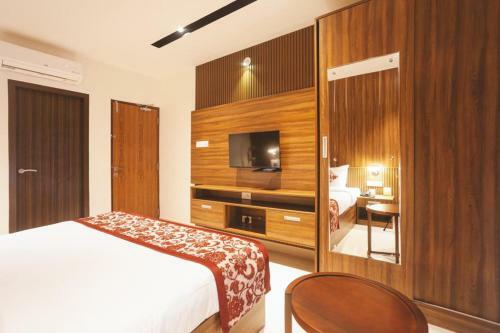 Surendra Trident Hotel