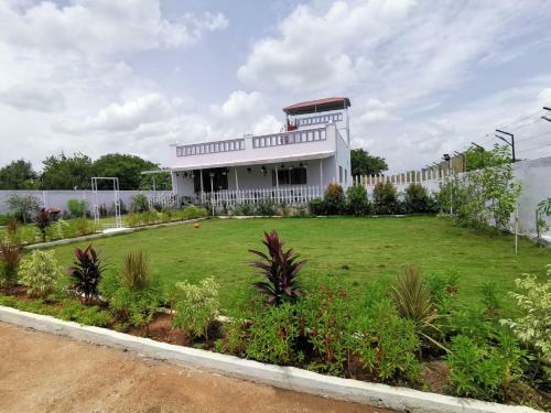 Villa Bougainvillea Farms