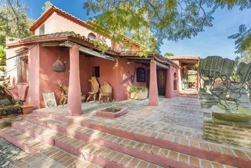 Delmante Vacation Home