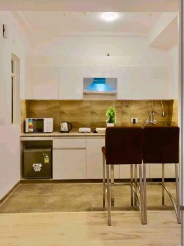 Lavish Furnished Studio Apartment