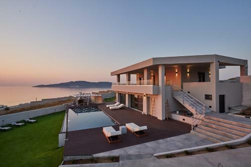 Blue Armonia Villa With Heated Pool