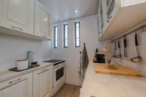 Villa Mk Luxury House Near Saronida's Center