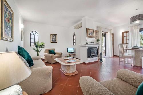 Villa Iris