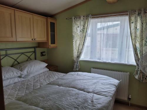 Apartamento 4 Berth Central Heated The Chase (debut)