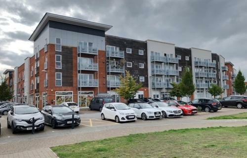Toothbrush Apartments - 2 Bed Nr Train Station