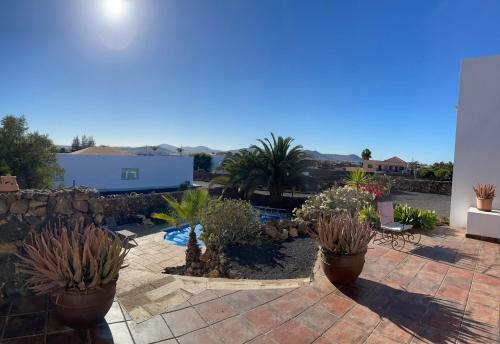 Beautiful Villa With Private Pool In Lajares