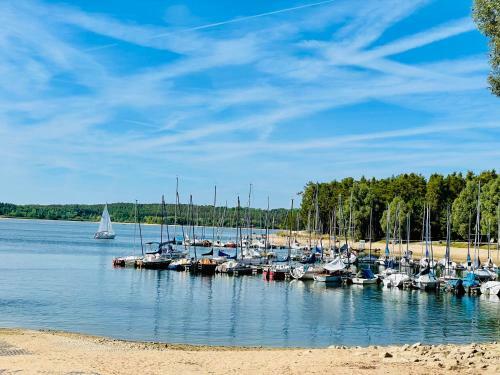 Apartamento Moderne Ferienwohnung Am Rothsee