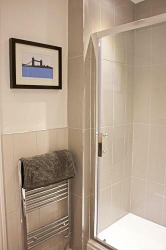 Lovely 1 Bedroom Apartment With Parking On Premises