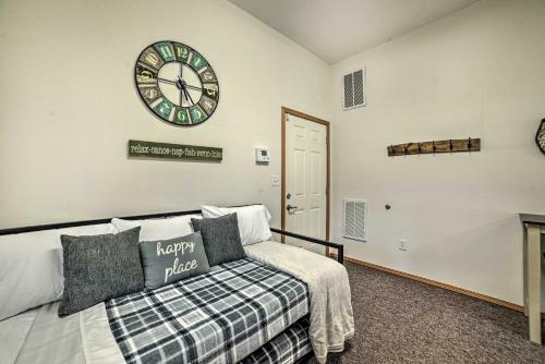 Captivating Kuttawa Retreat With Outdoor Dining