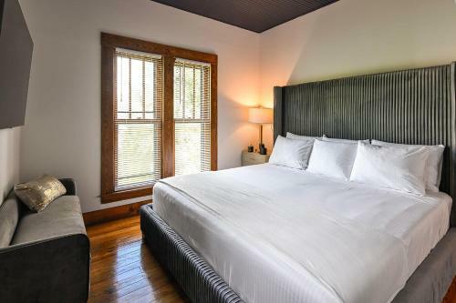 The Sunset Cottage By Ark - Lovely 3-bedroom Home