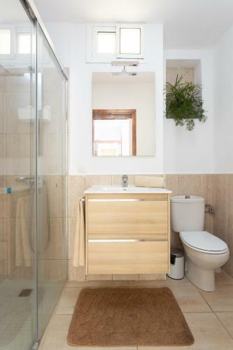 Apartamento Close To Playa Las Vistas With Pool And Parking