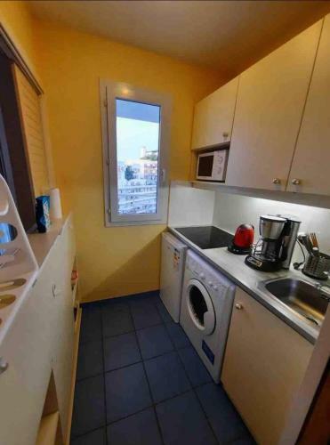 Cosy & Bright Apartment In La D�fense With Parking