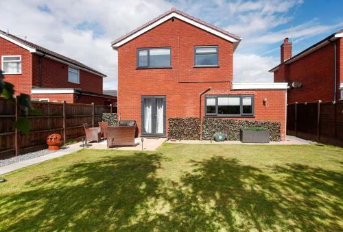 Styche View, Beautiful 4 Bedroom Home Available