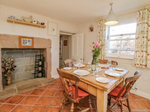Hill Cottage