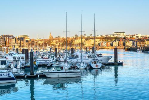Apartamento Centre Ville Sur Les Toits De Dieppe. 10 Min Plage