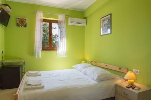 Hostal B&B Rogo?ana