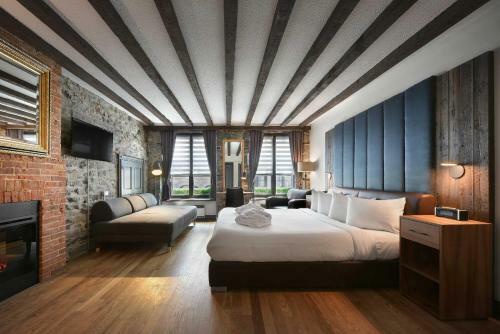 Posada Hotel �pik Montr�al