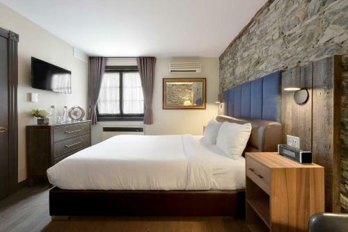 Posada Hotel �pik Montr�al