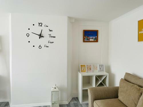 Modern Home Minutes From Heathrow Airport