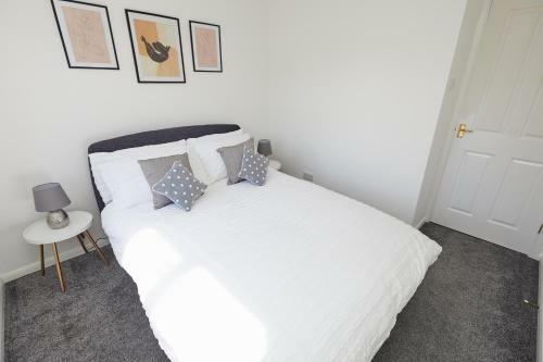 Apartamento Modern 2 Bed House Near Queens Medical Centre
