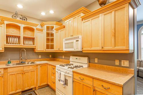 Apartamento Lovely 2 Bedroom Downtown Three Rivers