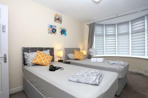 Park Vale House Near Central Park By Posh Homes