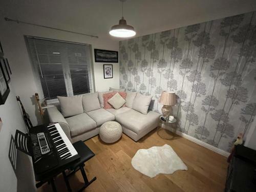 Private Room In Residential House