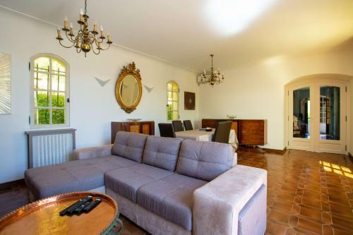 Air-conditioned Panoramic View Villa With Above Ground Pool